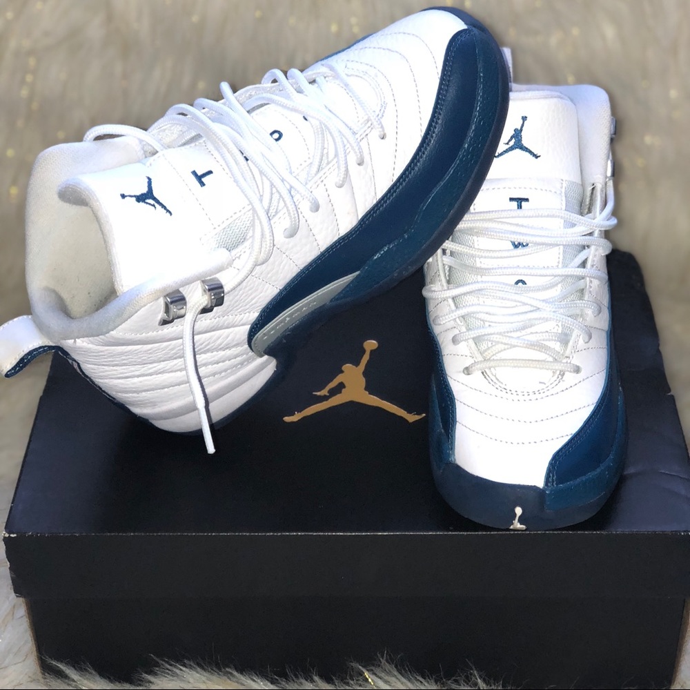 FRENCH BLUE 12S